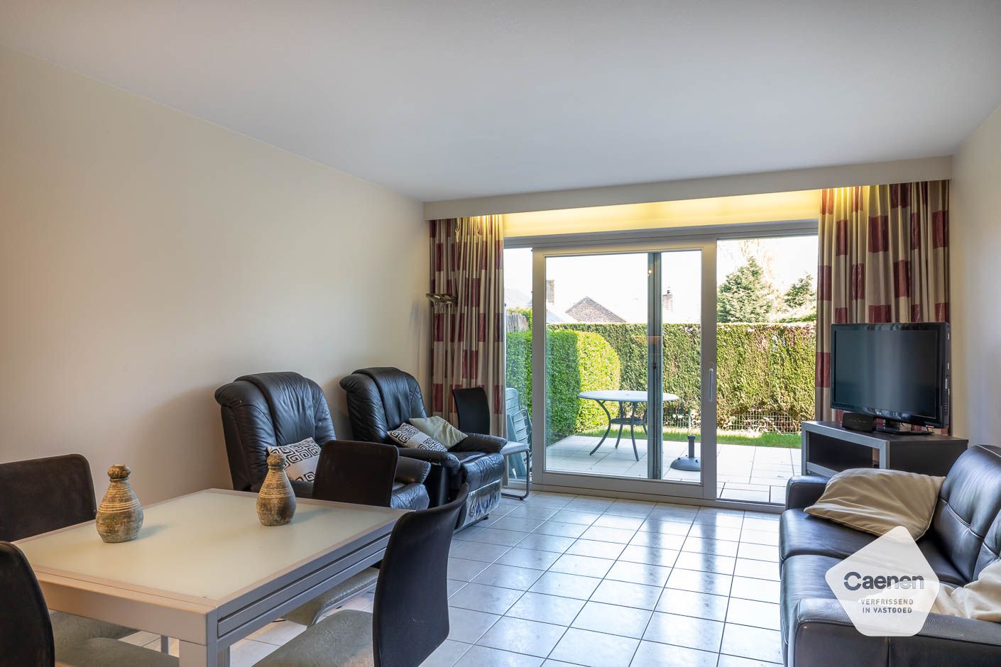 Ruime studio met slaaphoek met tuin en terras op 400m van het strand foto 10