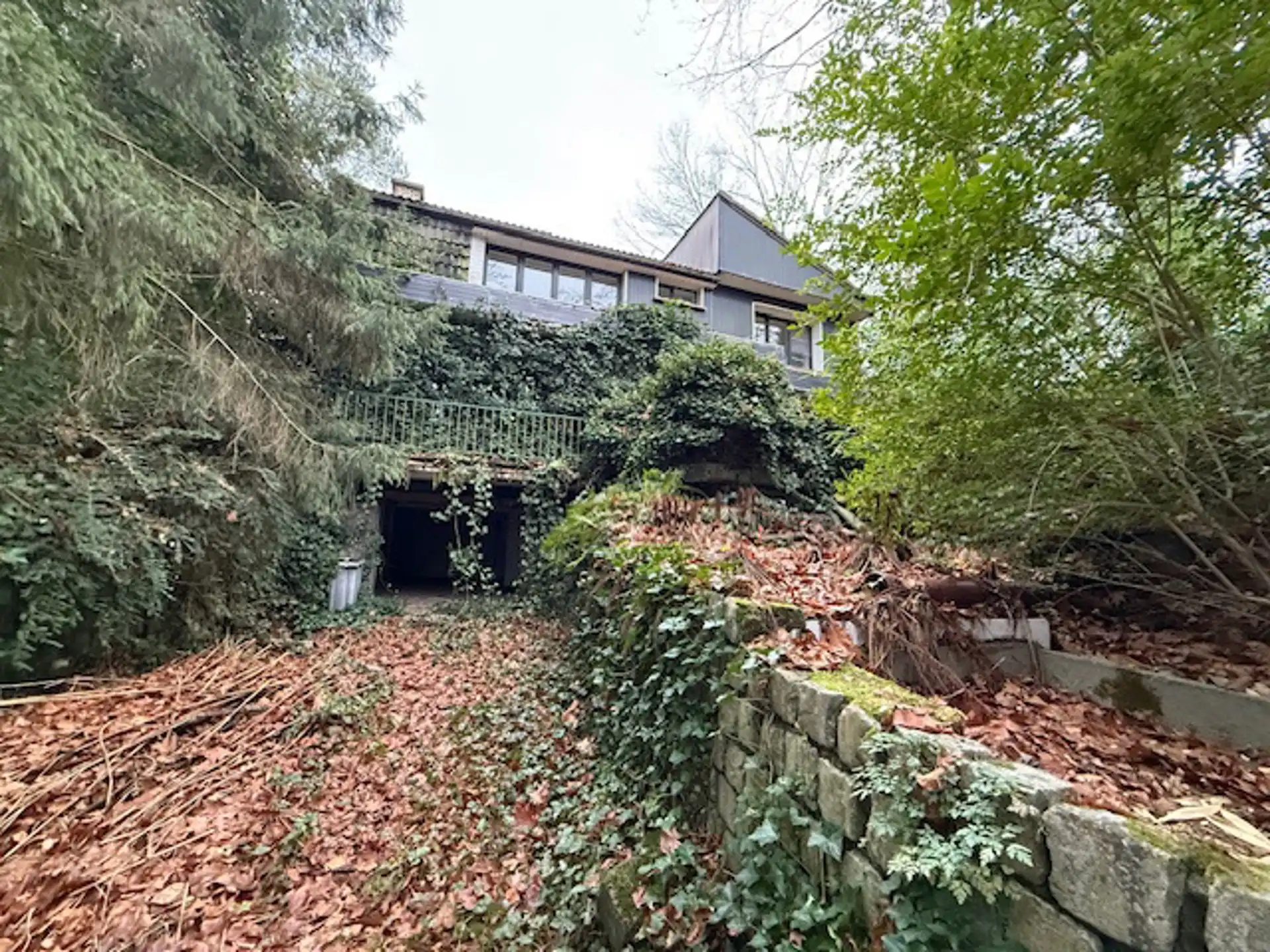 Af te breken woning op een perceel van 8 are foto 4