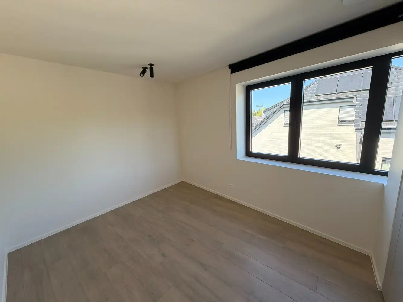 Genk, Weg naar As 194 bus 21: Luxueus en energieneutraal nieuwbouwappartement met 1 slaapkamer en 2 grote terrassen ! foto 18