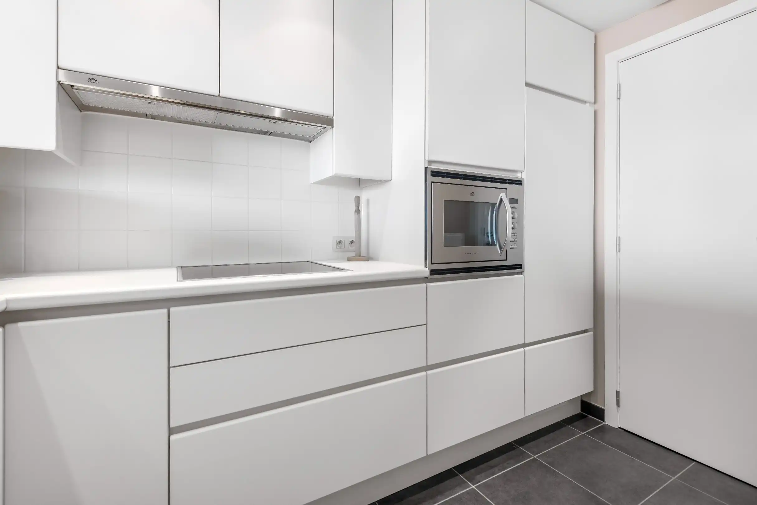 Gemeubeld appartement met zicht op het Zegemeer - inclusief inpandige garage. foto 10