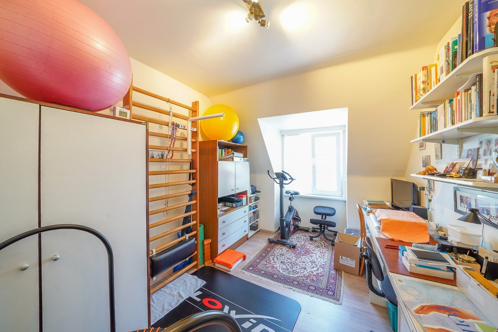  Instapklare woning met garage en zonnige tuin in Oostende (Konterdam) foto 15