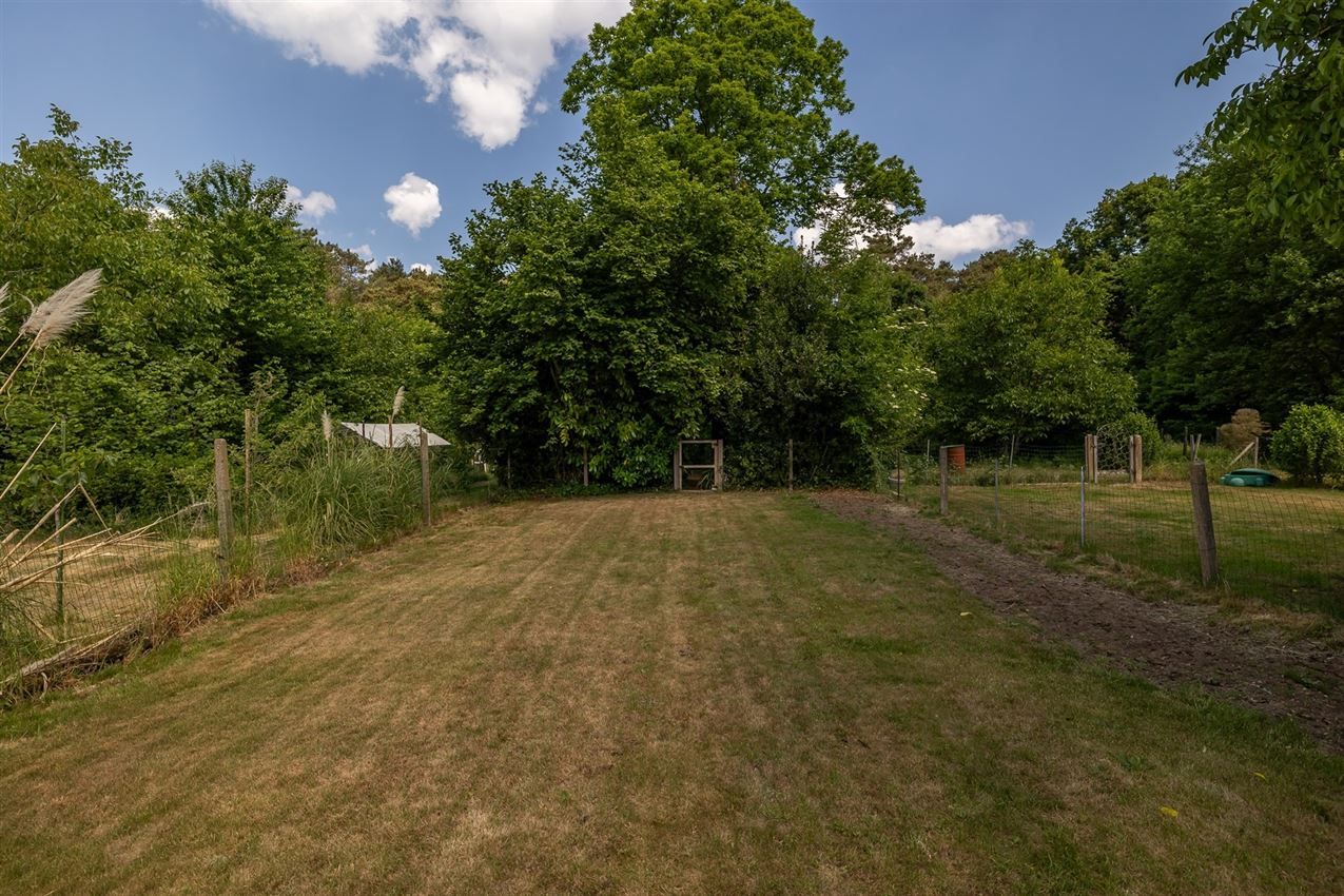 robuuste te renoveren woning op 11a10ca foto 32