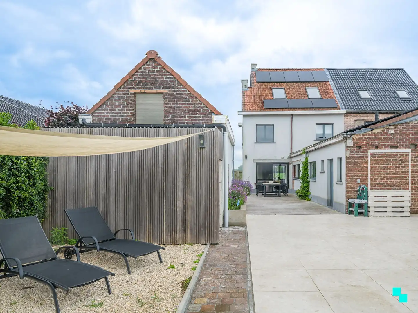 Ruim halfopen met grote tuin in Meilegem foto 18