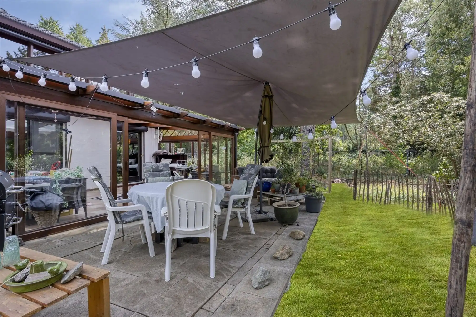 Verrassend ruime villa met klasse in een groene omgeving foto 60