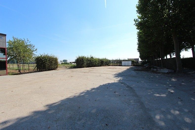 Loods met burelen te huur te Koekelare  foto 10