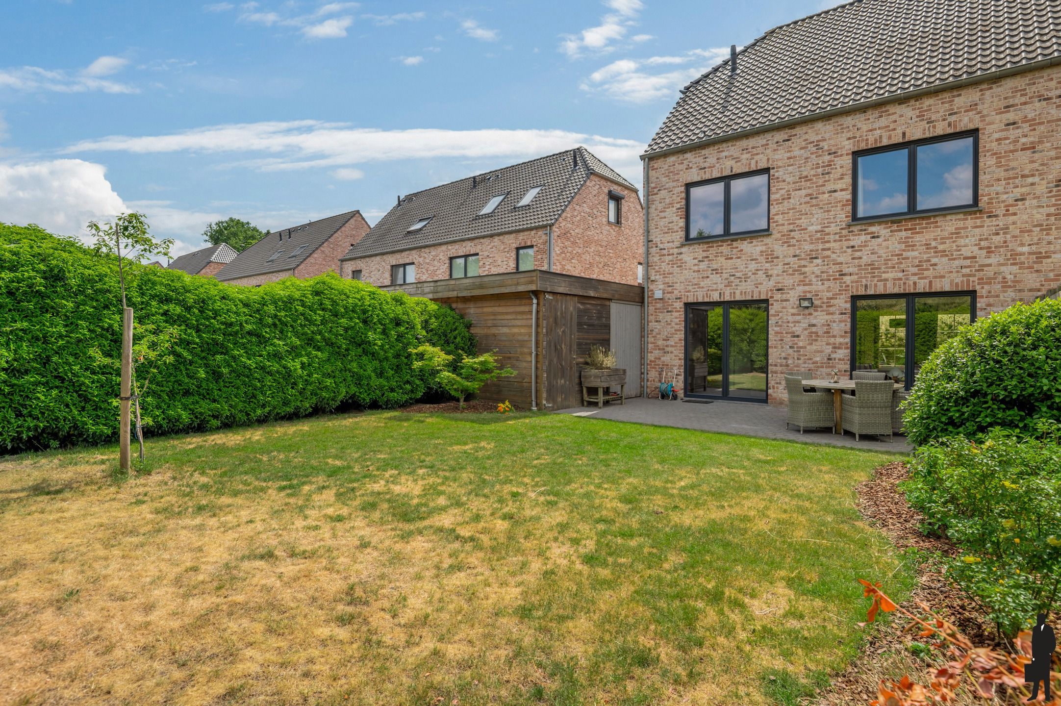 Instapklare woning in kindvriendelijke wijk! foto 24
