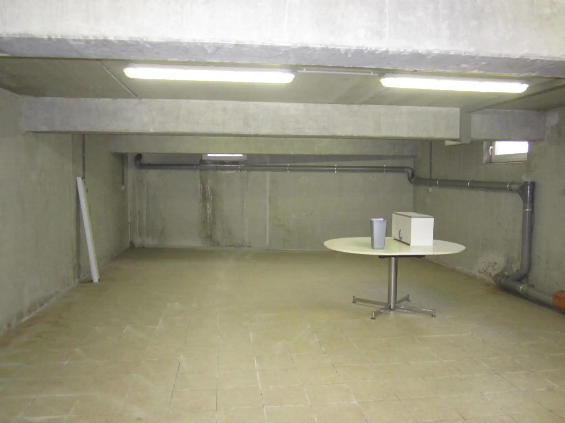 Handelspand te huur in Hasselt, 220 m² foto 8