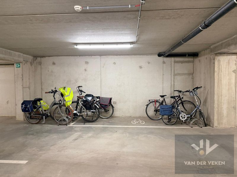 GELIJKVLOERS 2-SLAAPKAMER APPARTEMENT foto 14