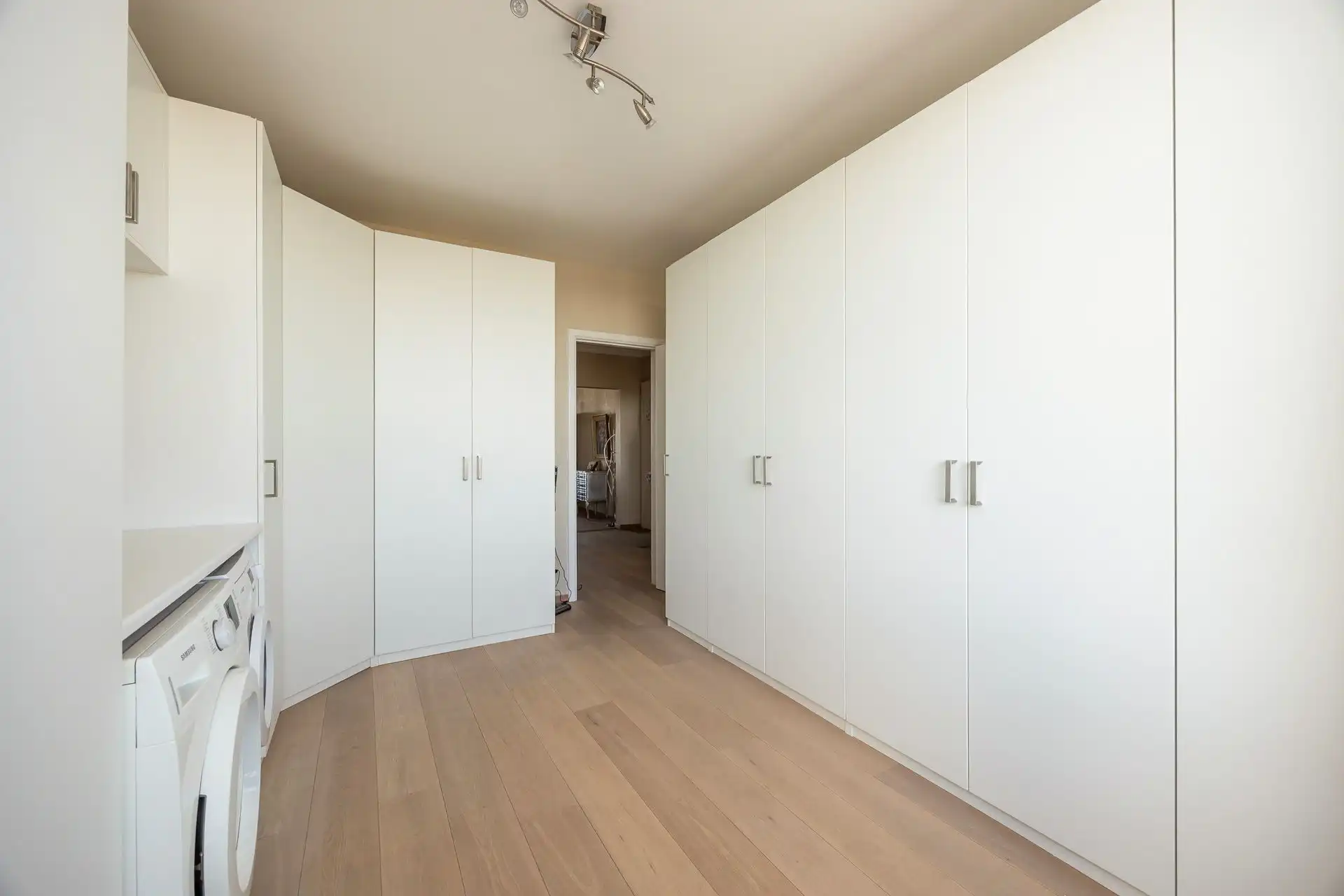 Ruim appartement met 2 terrassen in Wilrijk! foto 16