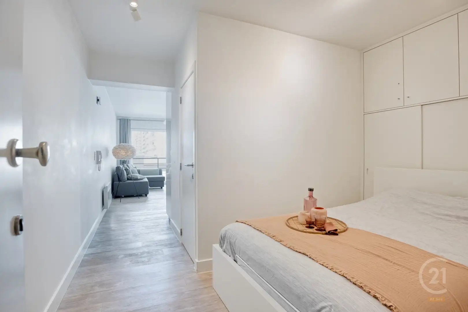 Instapklaar appartement met zijdelings zeezicht op toplocatie in Middelkerke foto 10