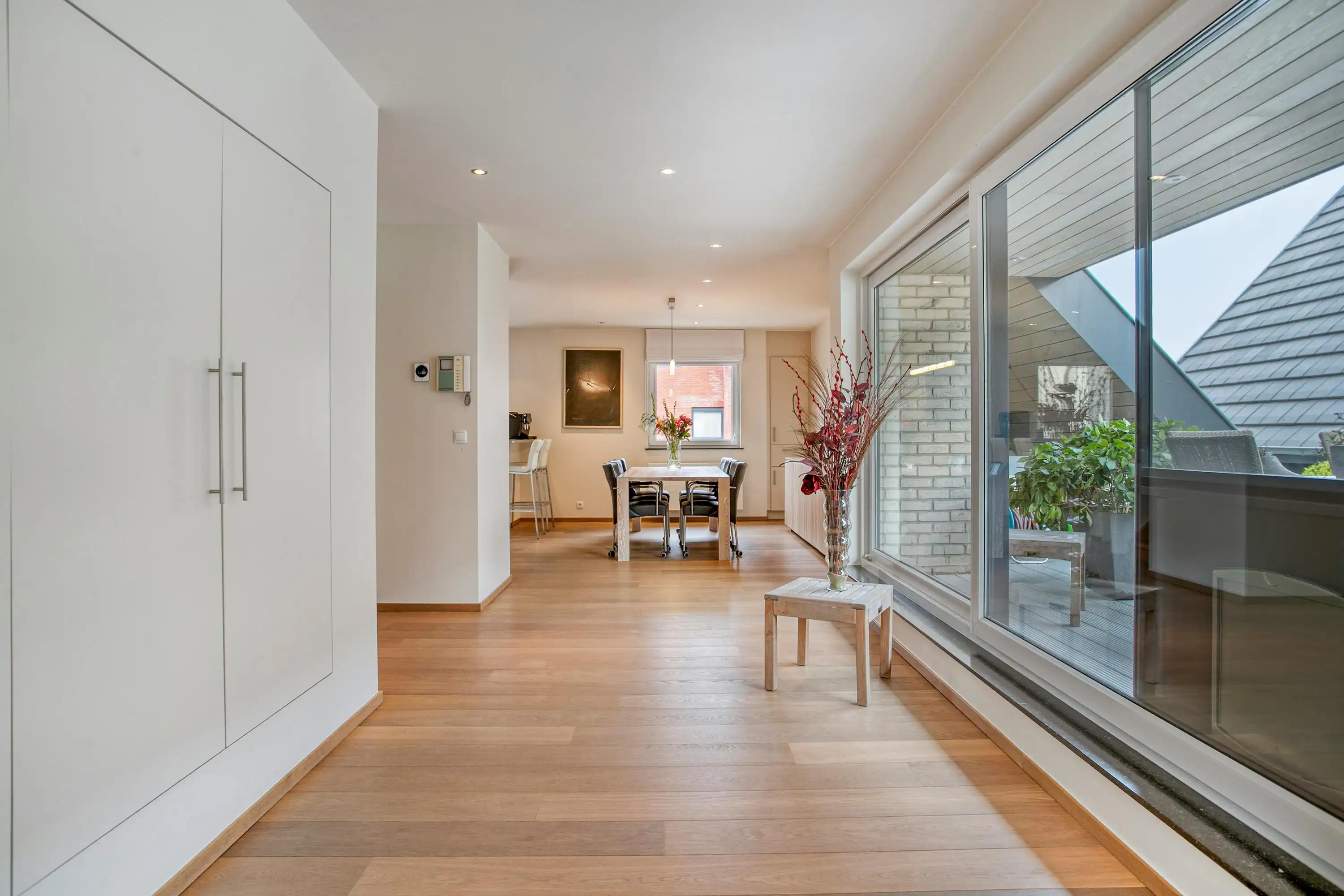 Appartement met groot terras te koop in Brugge foto 8