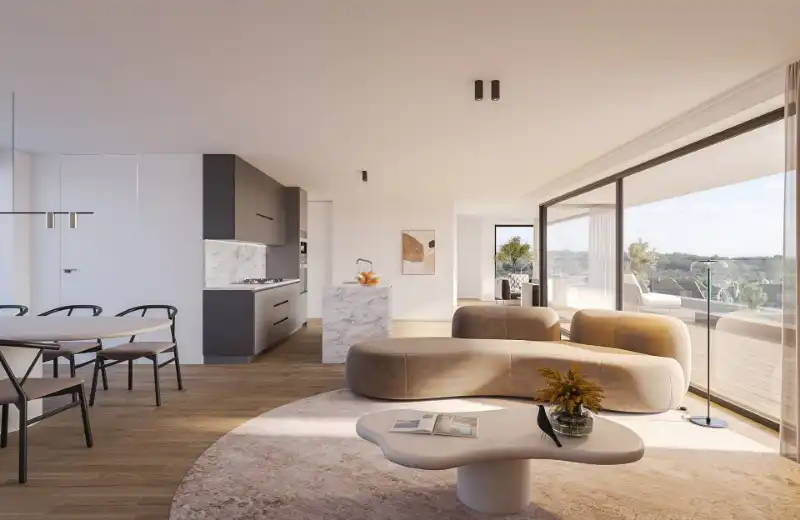 ZON EN DICHTBIJ HET STRAND foto {{pictureIndex}}