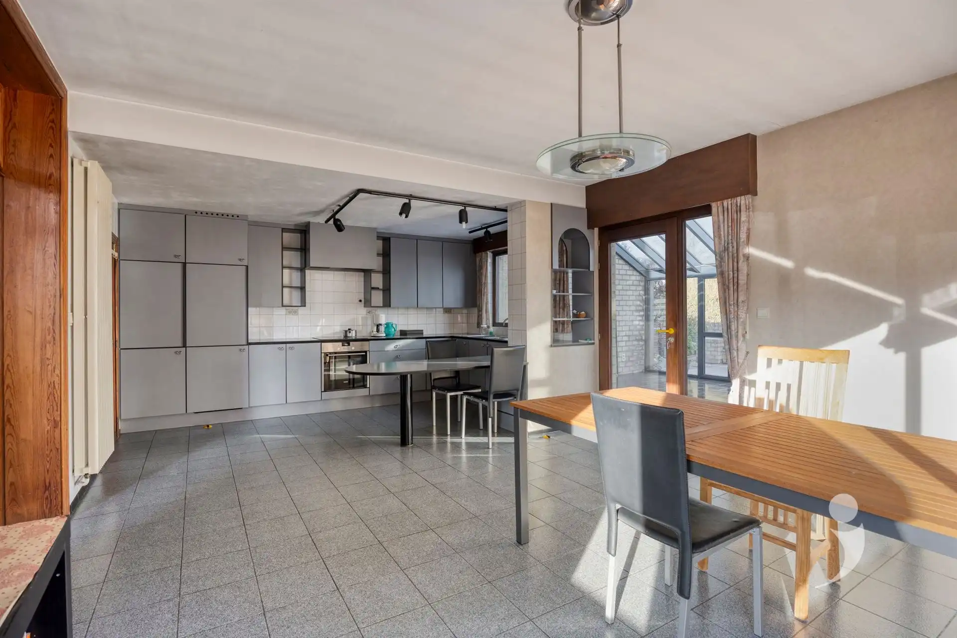 Karaktervolle architectenwoning met zonnige tuin van 10 are foto 11