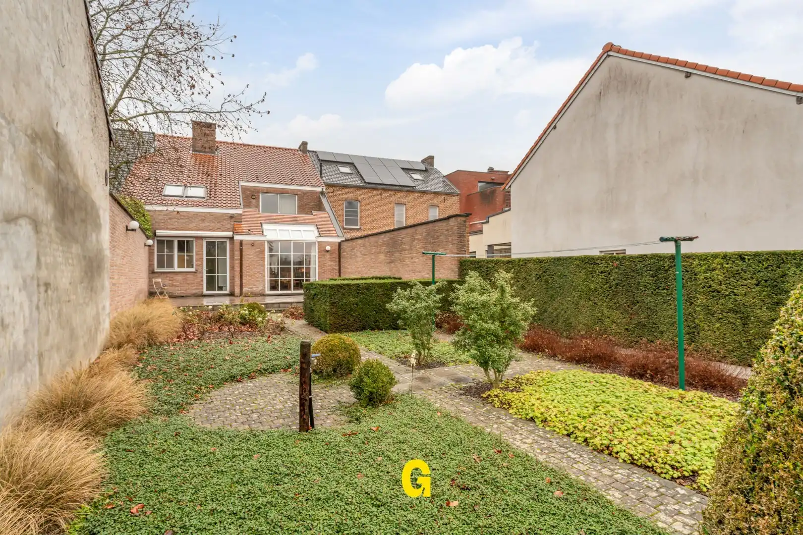 Bijzonder nette rijwoning van zeer degelijke kwaliteit, met tuin op 6a 46ca, vlak bij de dorpskern van Hoeselt. foto 28