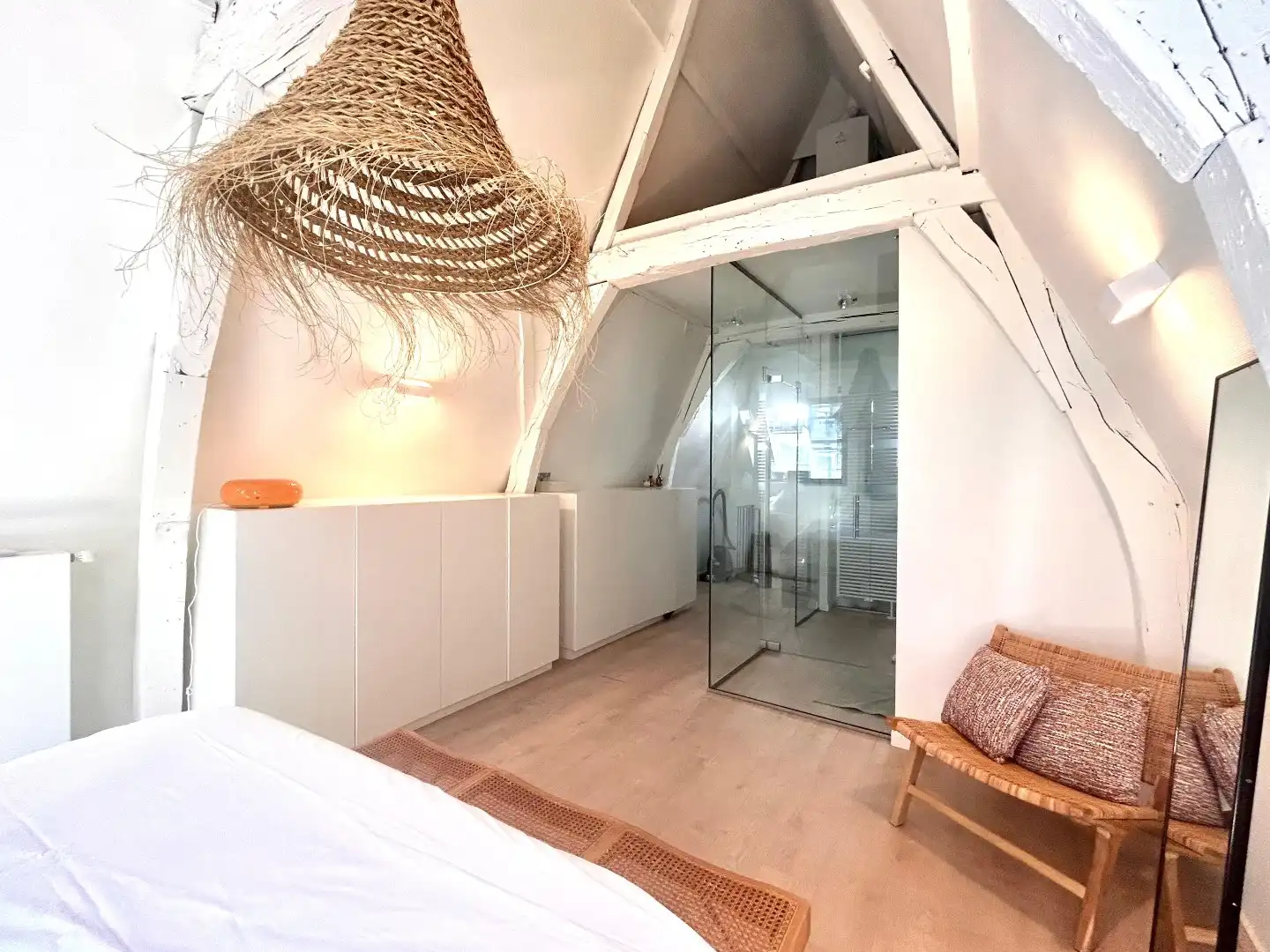 Unieke duplex nabij de Groenplaats te huur  foto 7