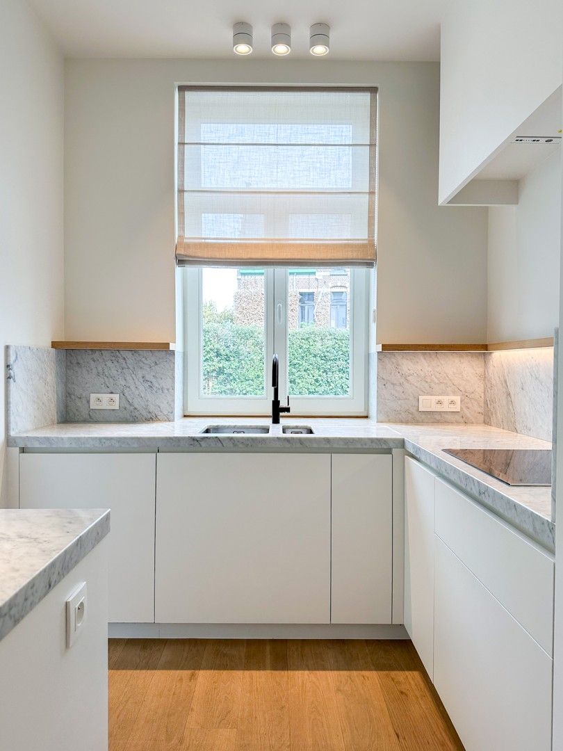 Luxueus gelijkvloers appartement in het hart van Zomergem foto 6