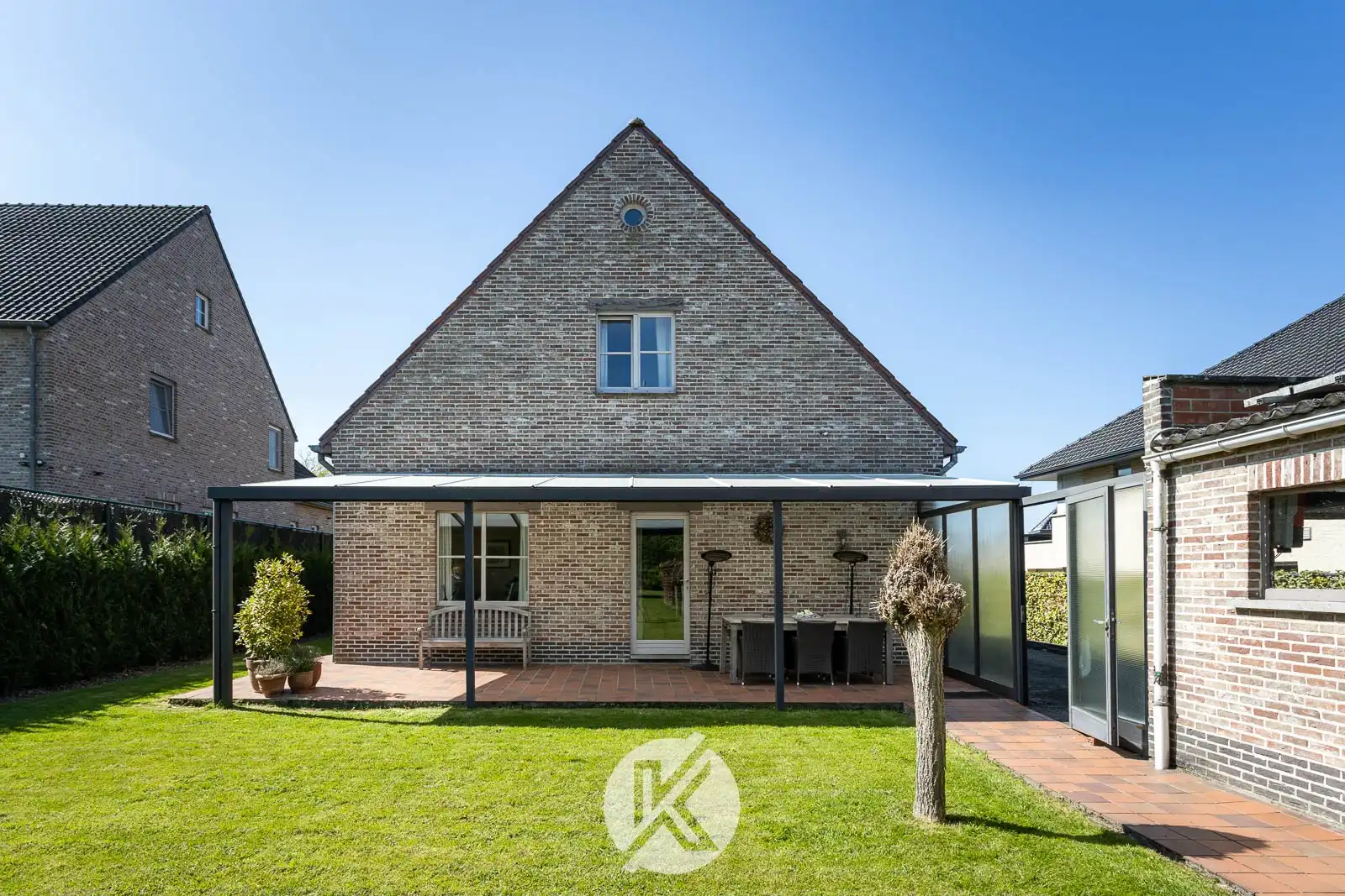 Vrijstaande woning op ruim perceel van 15 are foto 23