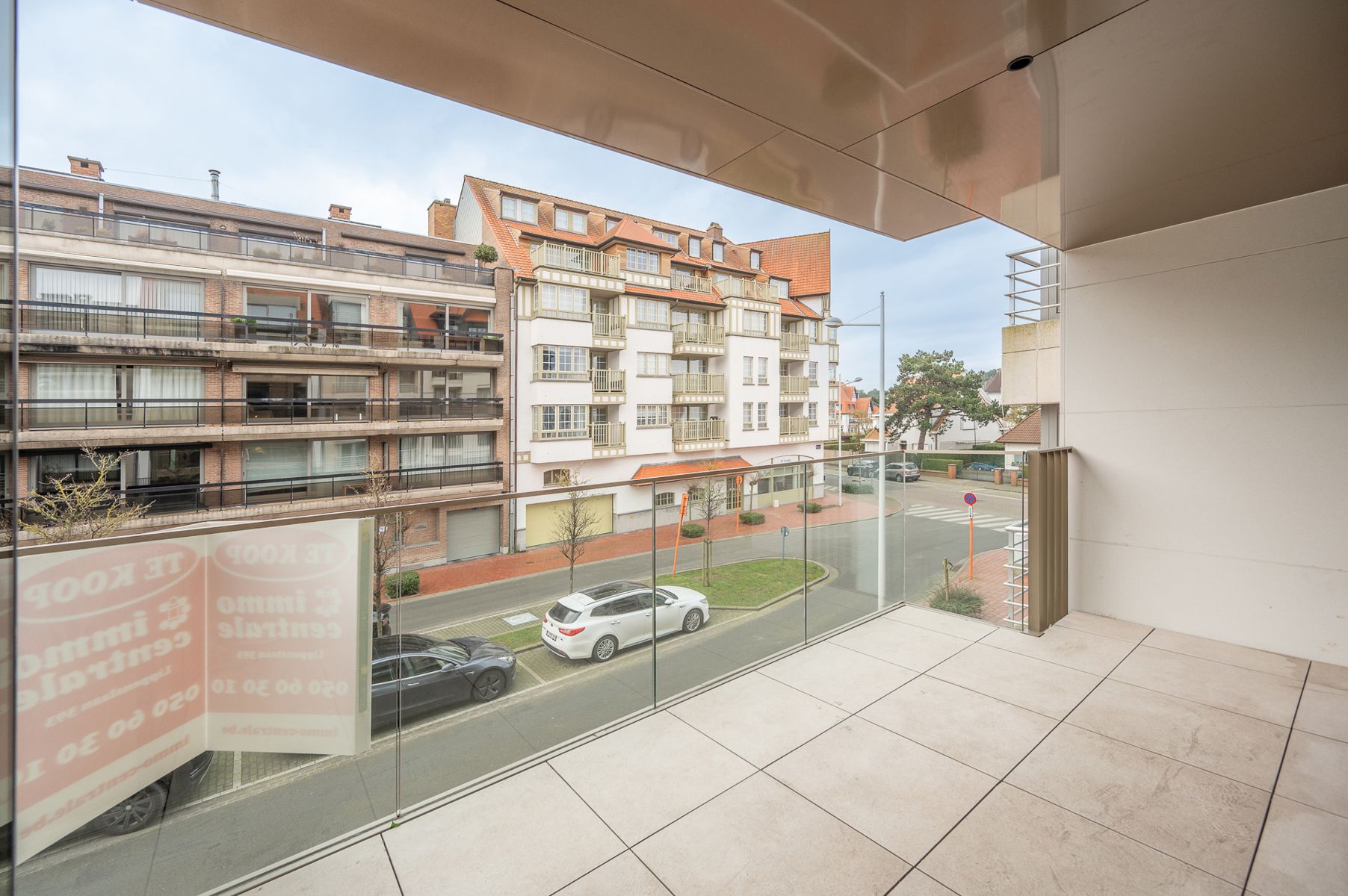 ()=>{if(producerUpdateValueVersion(node),producerAccessed(node),node.value===ERRORED)throw node.error;return node.value} Van Bunnenlaan 60/11 - 8300 Knokke