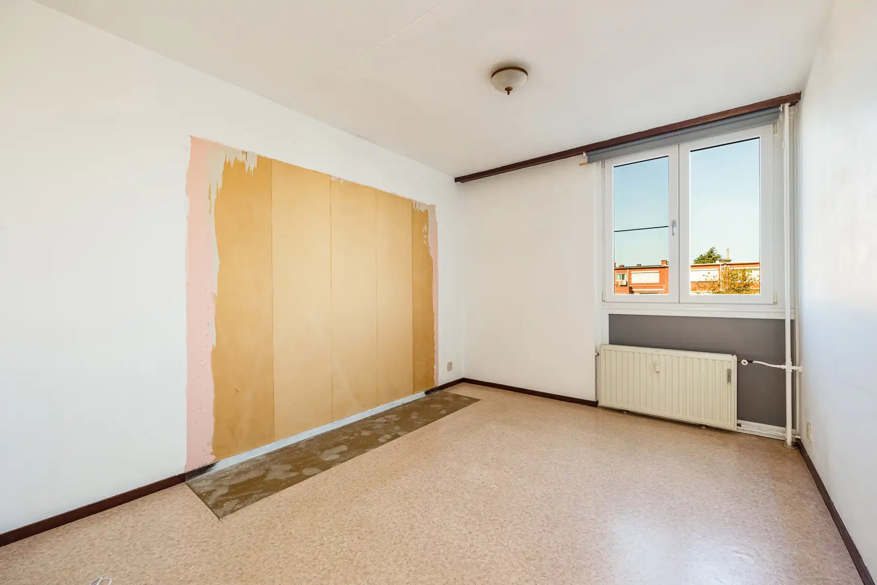 Te renoveren 2-slaapkamerappartement met terras en garagebox (EPC B!) foto 9