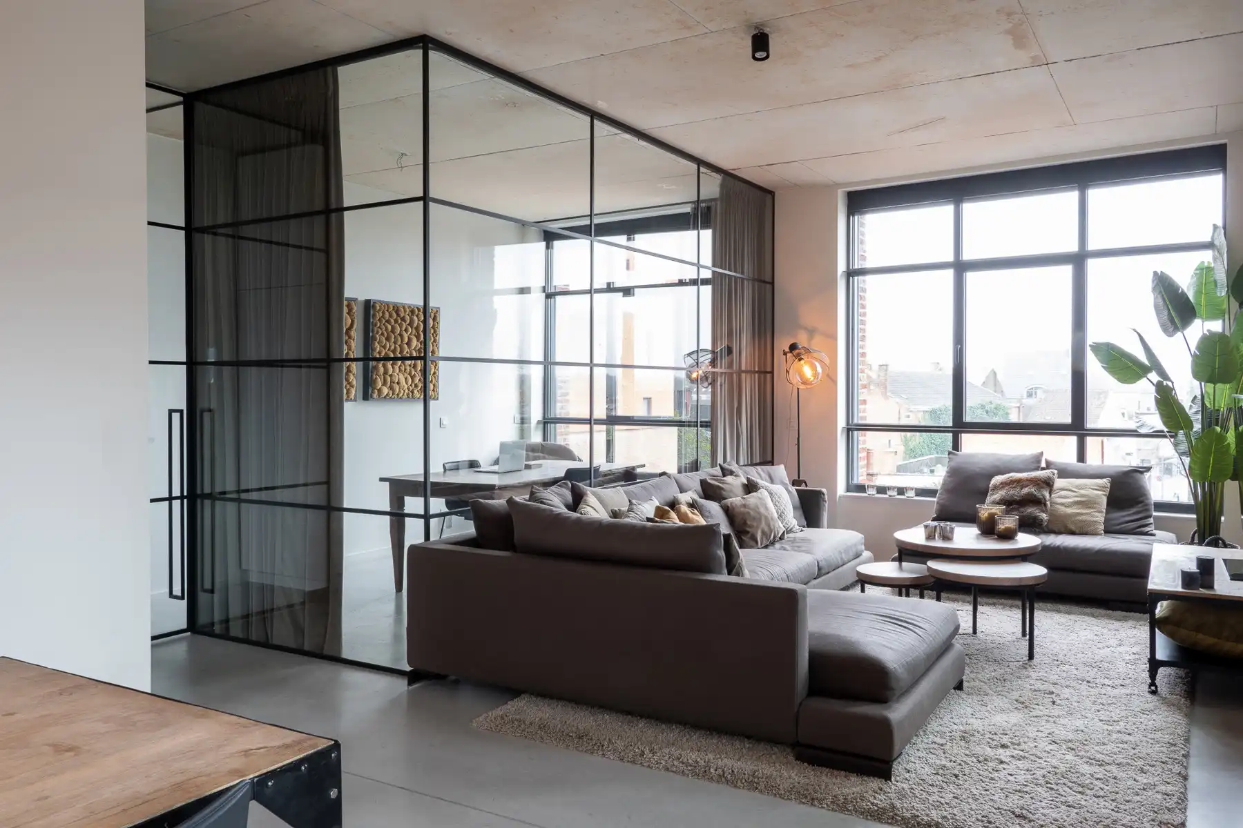 Stijlvol appartement (loft) met groot terras & 2 parkings... foto 5