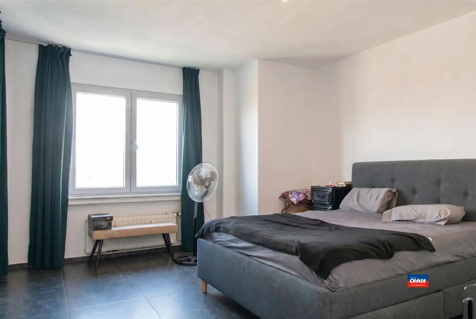 Instapklaar appartement met 3 slaapkamers, groot terras en kelderberging foto 6
