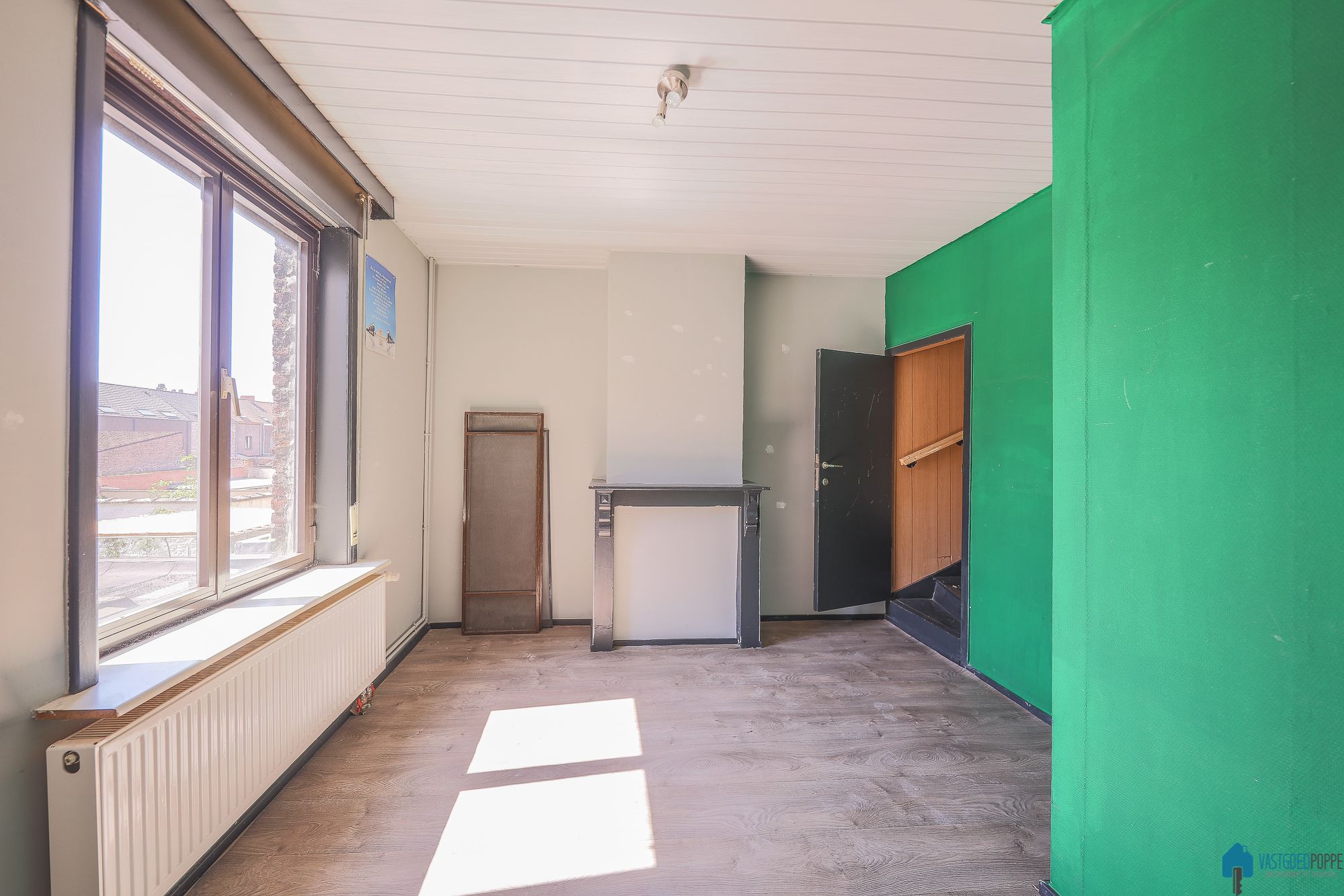 EENGEZINSWONING MET RUIME KOER – GOED GELEGEN foto 17