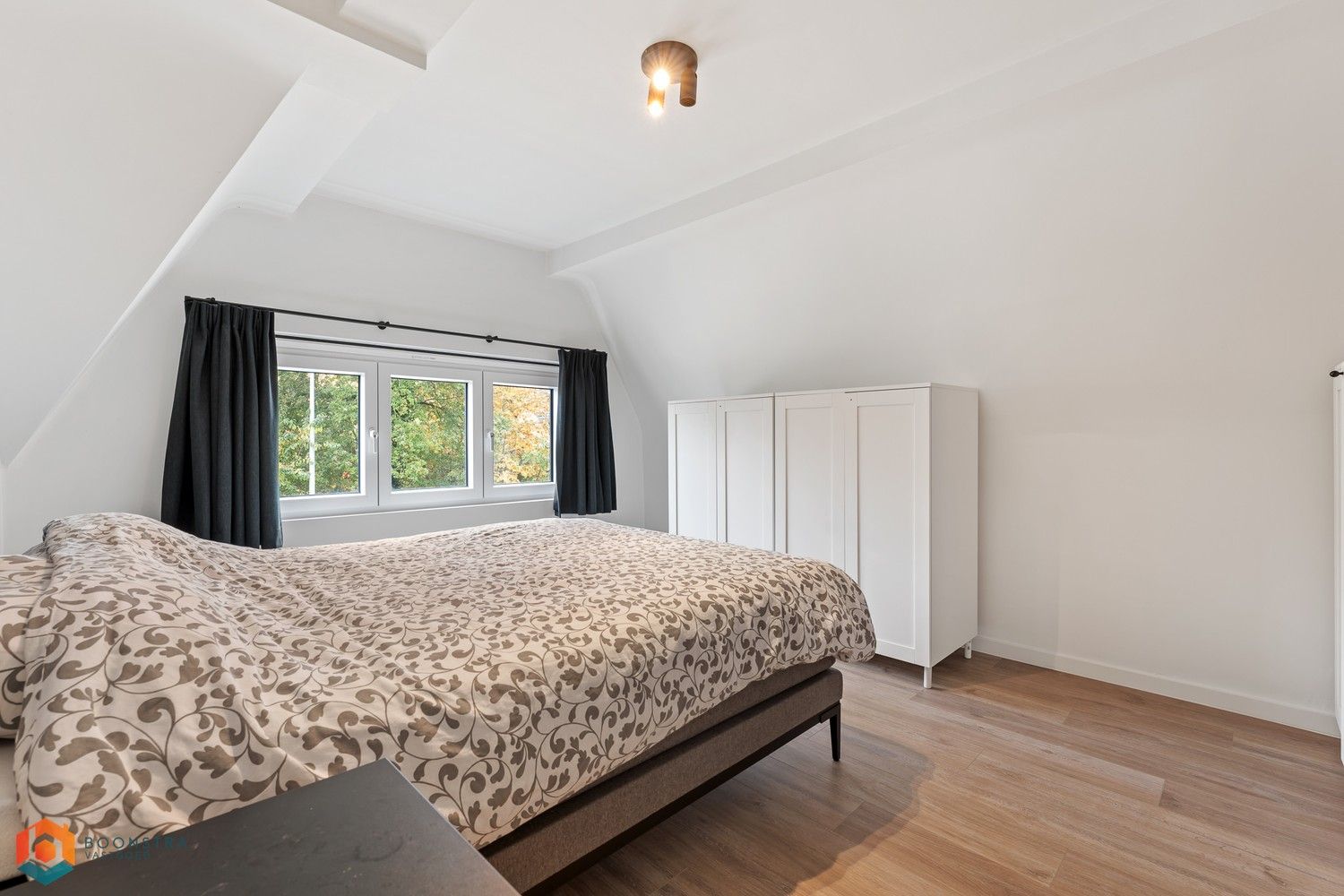 Gerenoveerde woning met 3 slpkrs op 683m foto 10