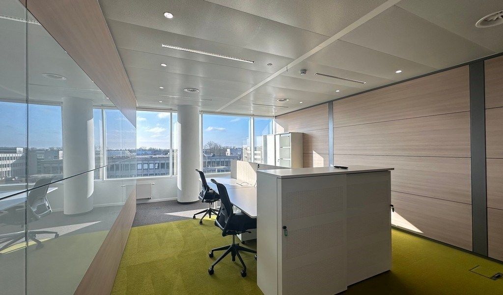 Gemeubelde kantoren met dienstverlening in AA Tower in Zwijnaarde foto 4