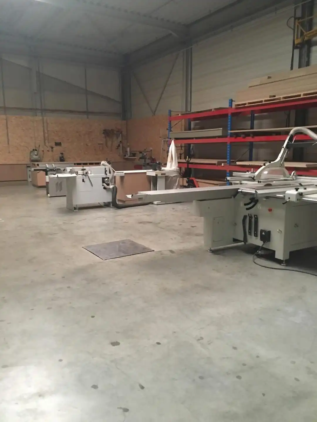 TE KOOP: Bedrijfsgebouw met mooie kantoren in Meeuwen foto 15