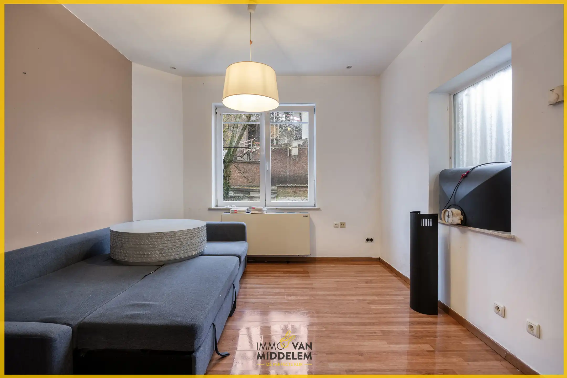 APPARTEMENT MET 2 KAMERS, TERRAS, TUIN EN GARAGE foto 13