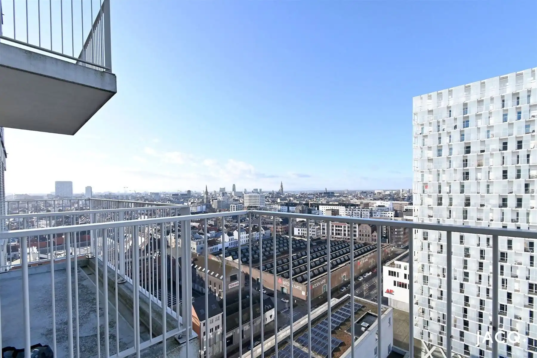 Recent lichtrijk appartement te Antwerpen! foto 9