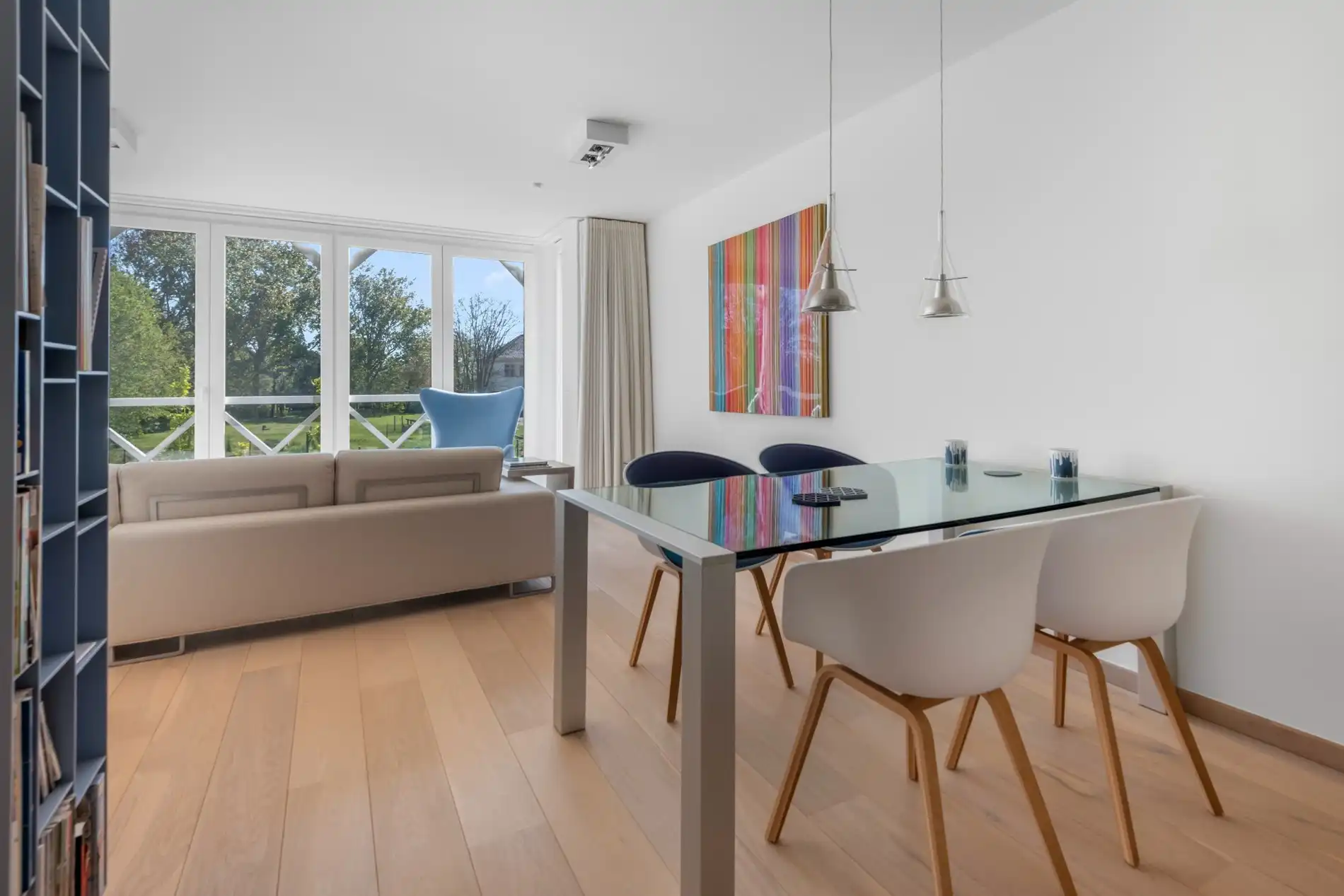 Recent app  gelegen in het commerciële centrum van Knokke-Heist met vrij zicht foto 9