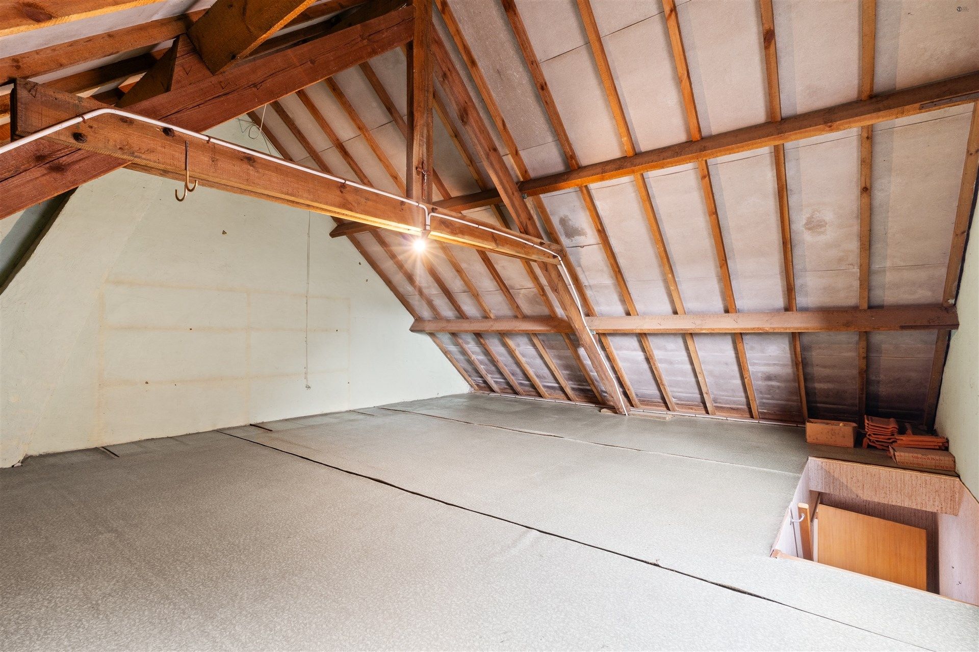 Ruim te renoveren halfopen bebouwing foto 20