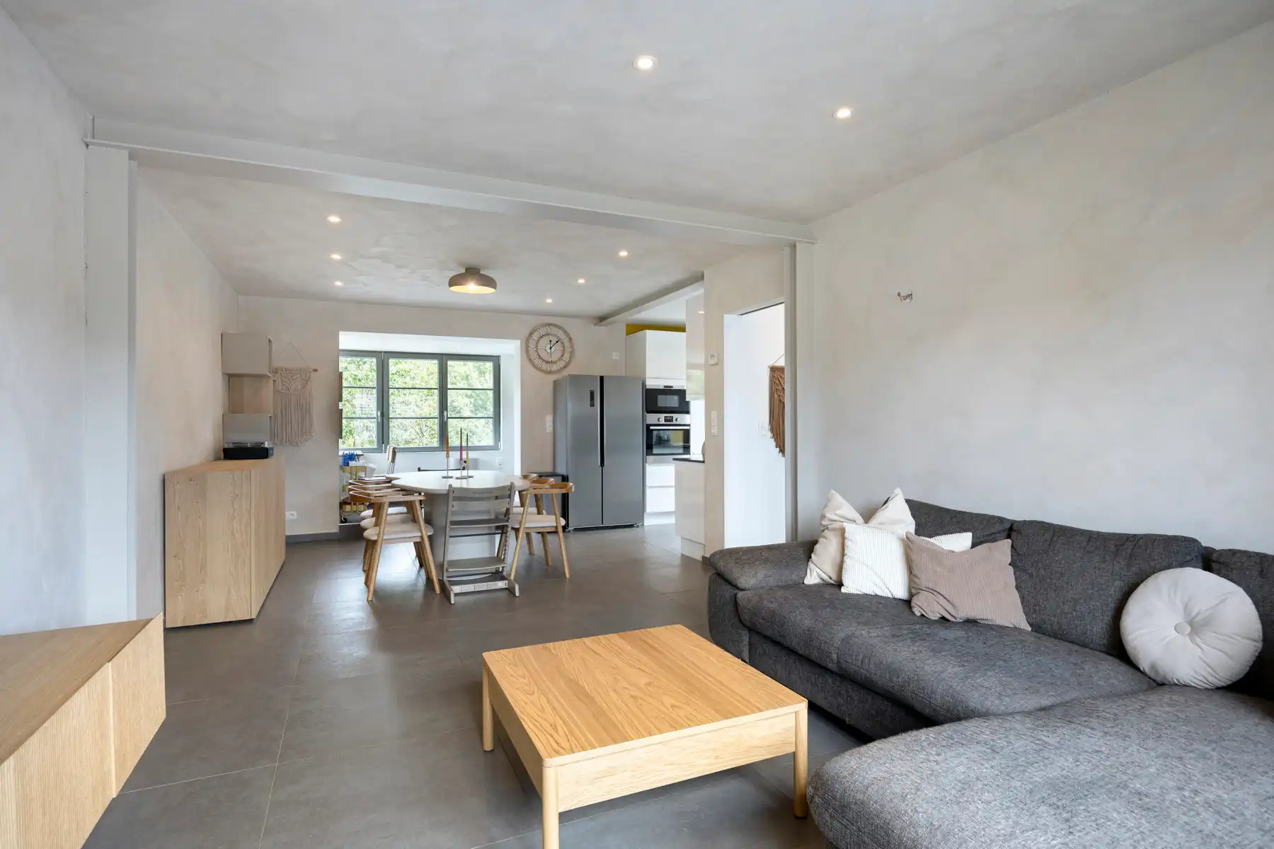 Energiezuinige open bebouwing met 4 slaapkamers op 818 m² foto 4
