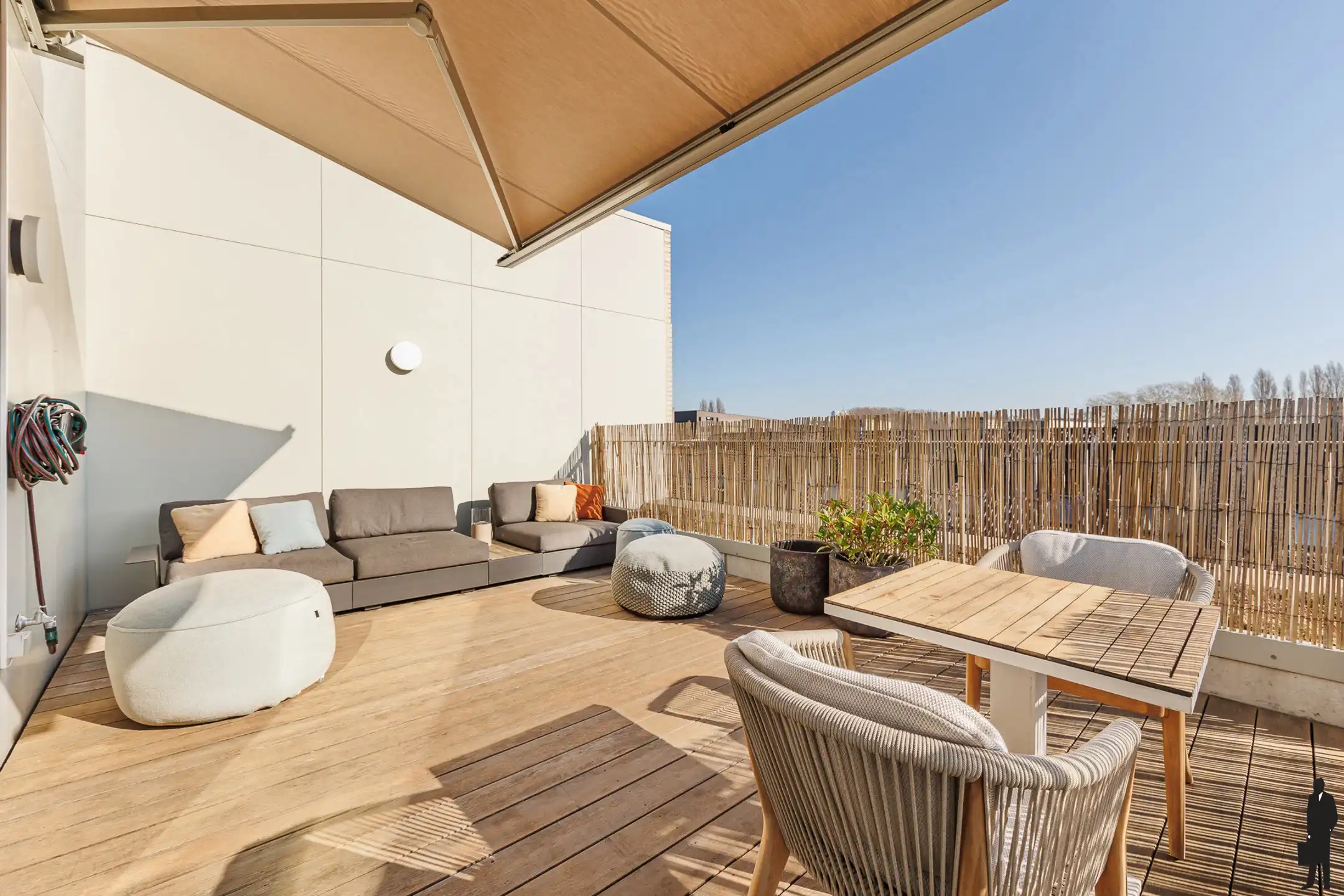 Stijlvol penthouse met zonnig terras op top ligging foto 18