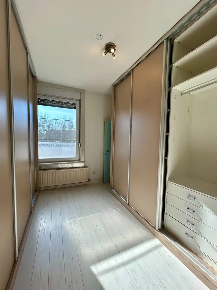 Instapklare rijwoning met tuin op wandelafstand van Vaartkom foto 19