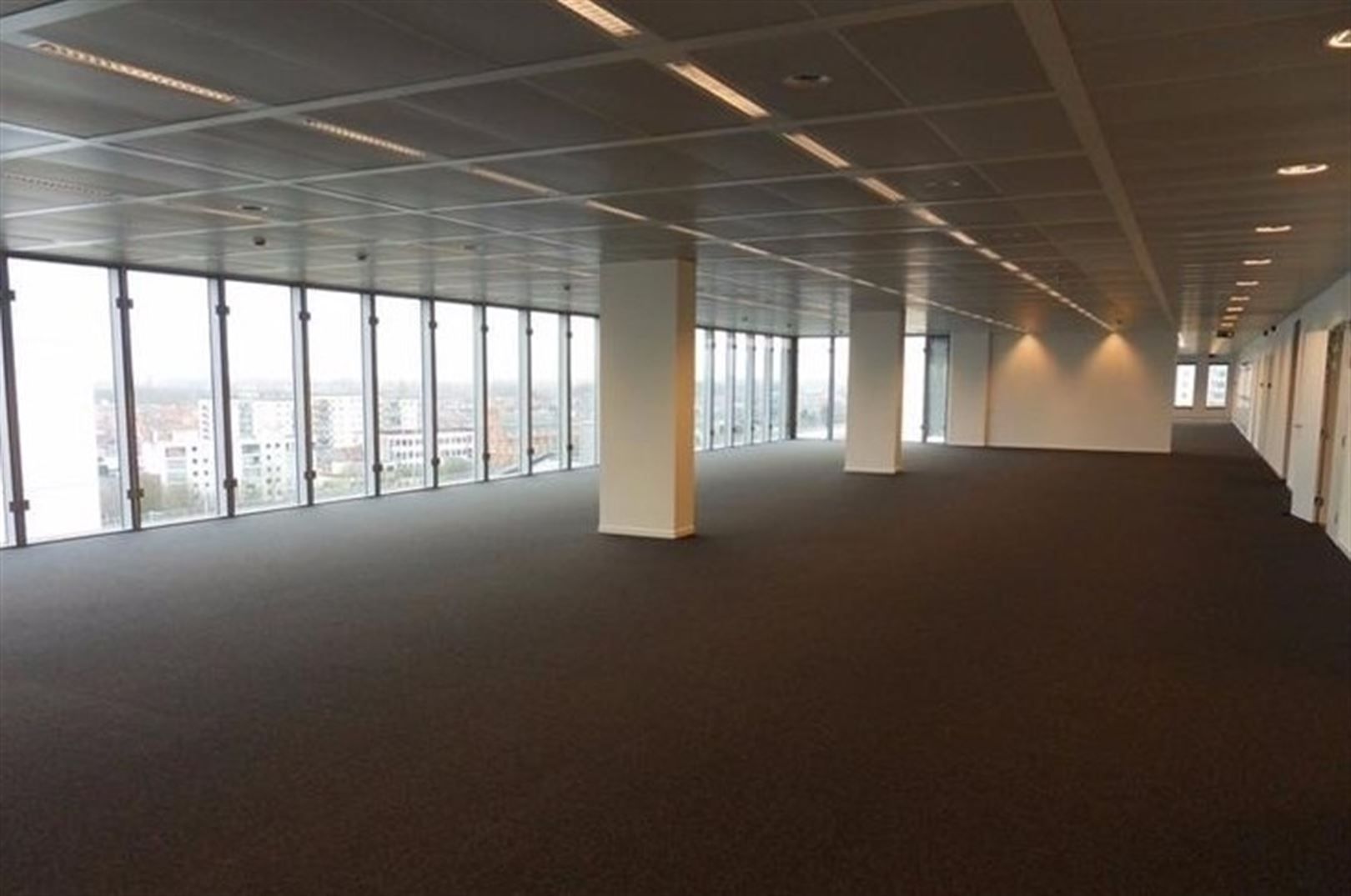 Kantoren aan het op- en afrittencomplex Gent-Zuid vanaf 437m² tot 2500 m² foto 3