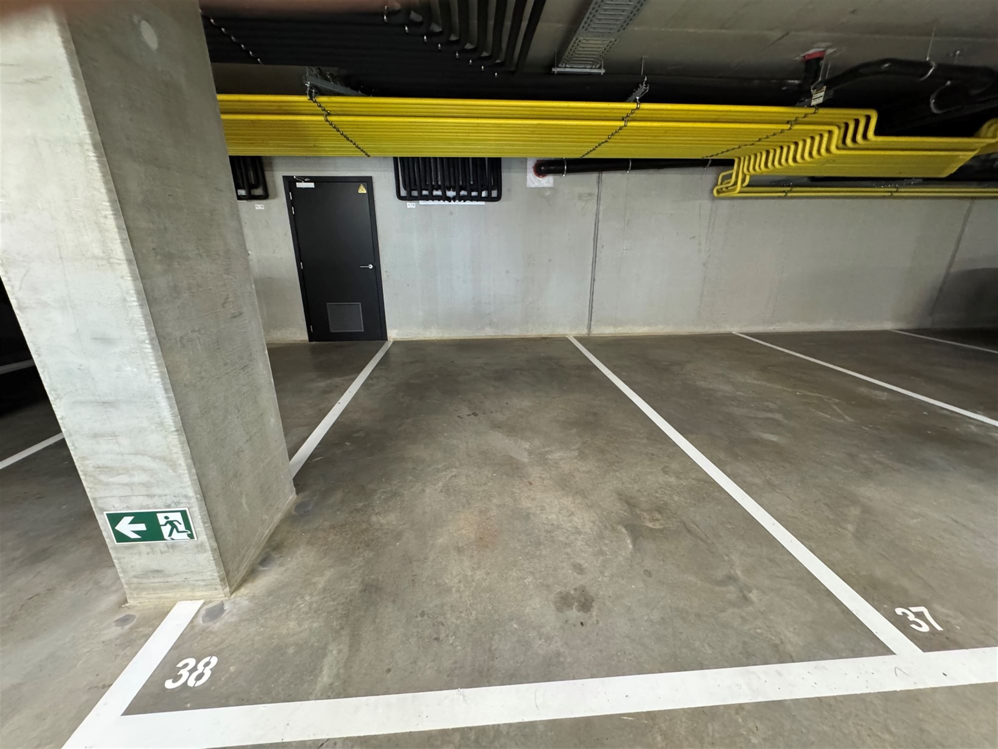 NIEUWBOUW APPARTEMENT (66M²) MET 1 SLAAPKAMER EN RUIM TERRAS TE BERINGEN CENTRUM  foto 12