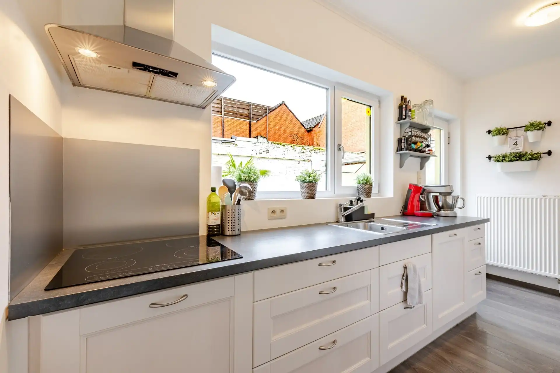 Charmante instapklare woning centrum Destelbergen! foto 8