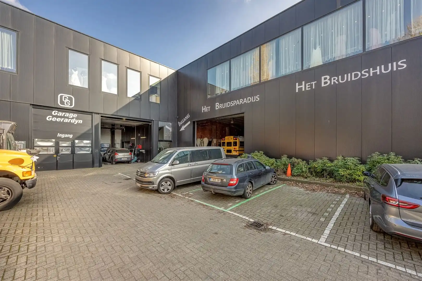 Multifunctioneel bedrijfsgebouw aan brug van den Azijn foto 6