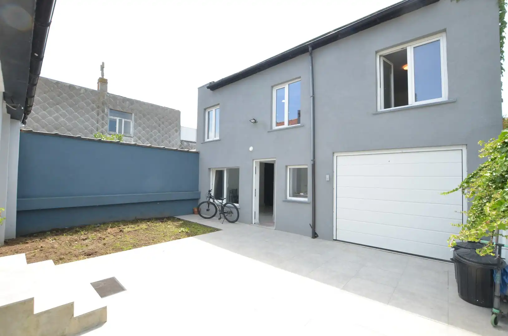 Mooi gelegen gerenoveerde half-open bebouwing (Kangoeroewoning) foto 17