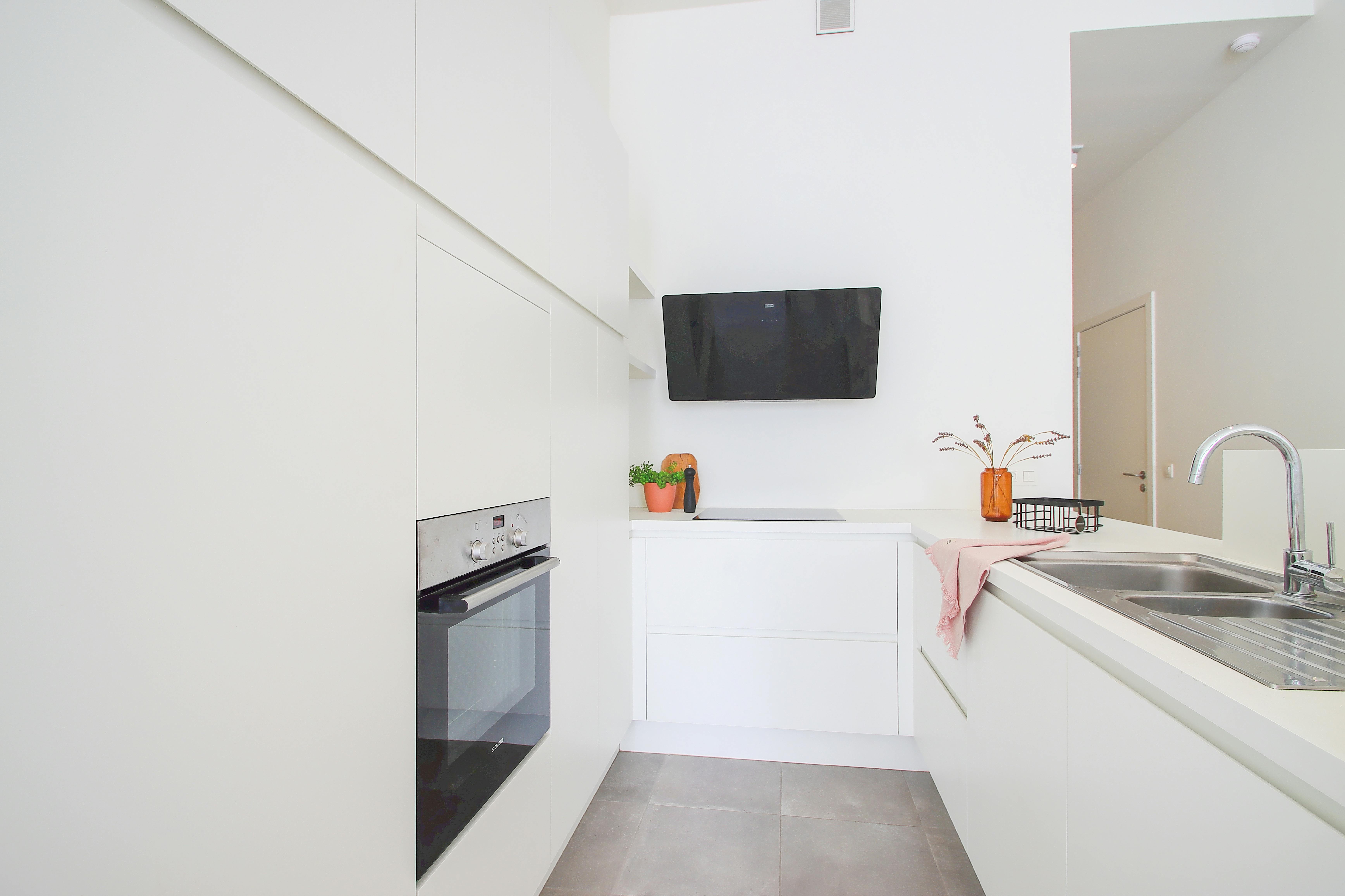 Centraal gelegen lichtrijk appartement te koop in centrum foto 4