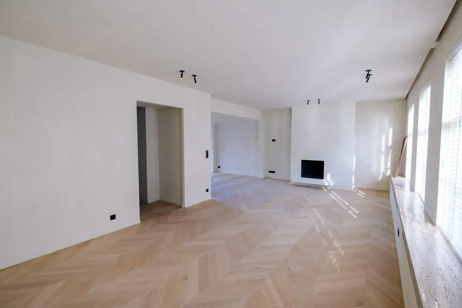 Luxueus appartement te huur op topligging in Maldegem! foto 3