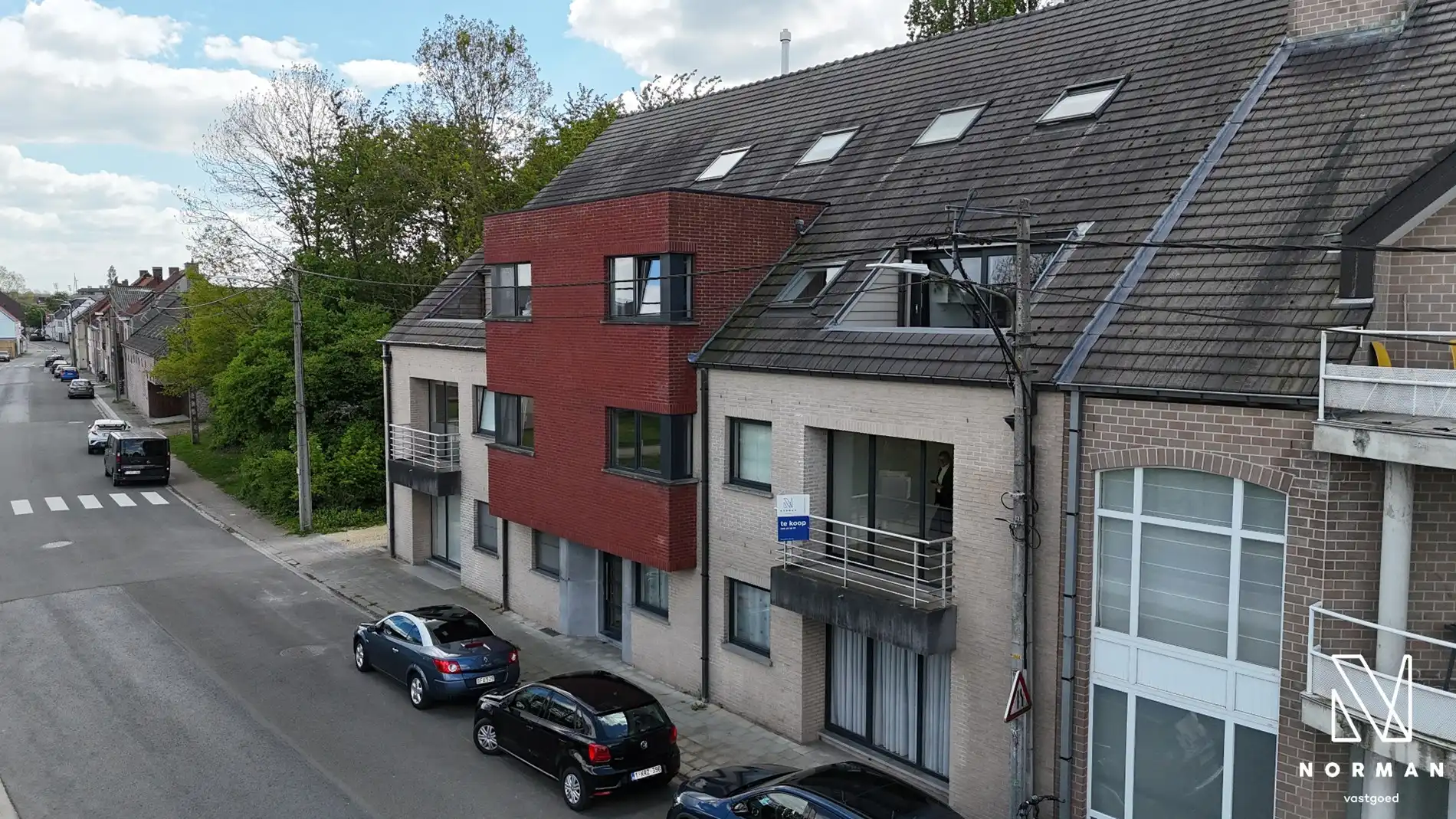 Energiezuinig 2-slaapkamer appartement inclusief staanplaats te koop in Kuurne naast de Groene Long foto {{pictureIndex}}