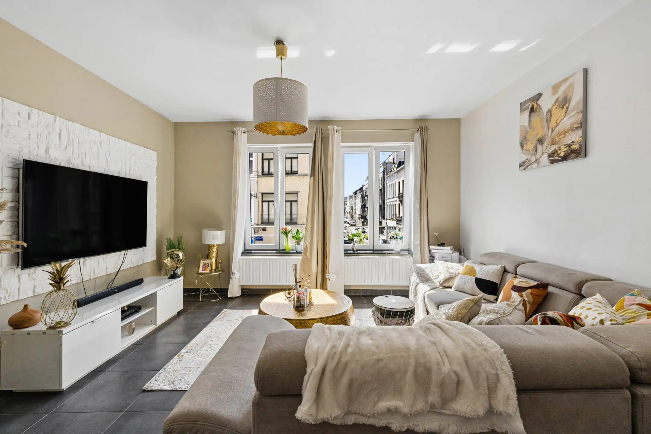 Ruim appartement met 1 slaapkamer van ± 75m² foto 12