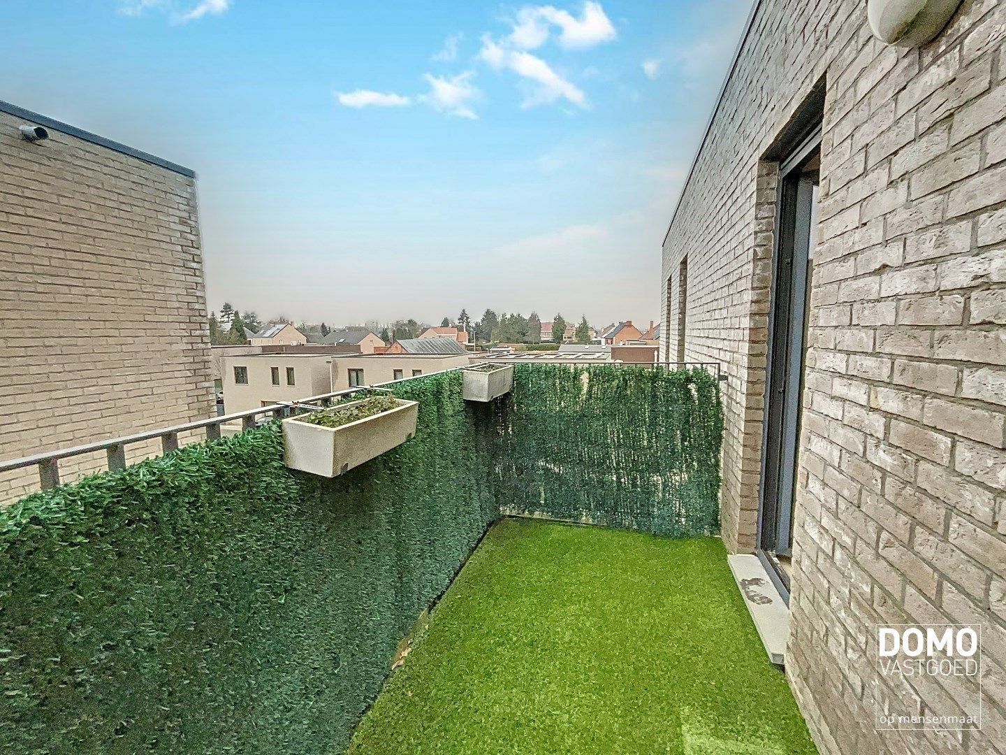 INSTAPKLAAR APPARTEMENT MET AUTOSTANDPLAATS TE CENTRUM KERMT - EPC label B  foto 13