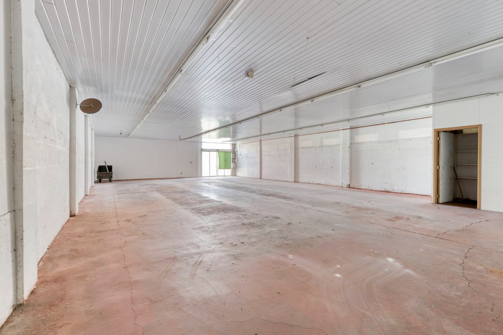 Perceel van 658 m² voor HOB met mogelijkheid voor afbraak en wederopbouw ! foto 5