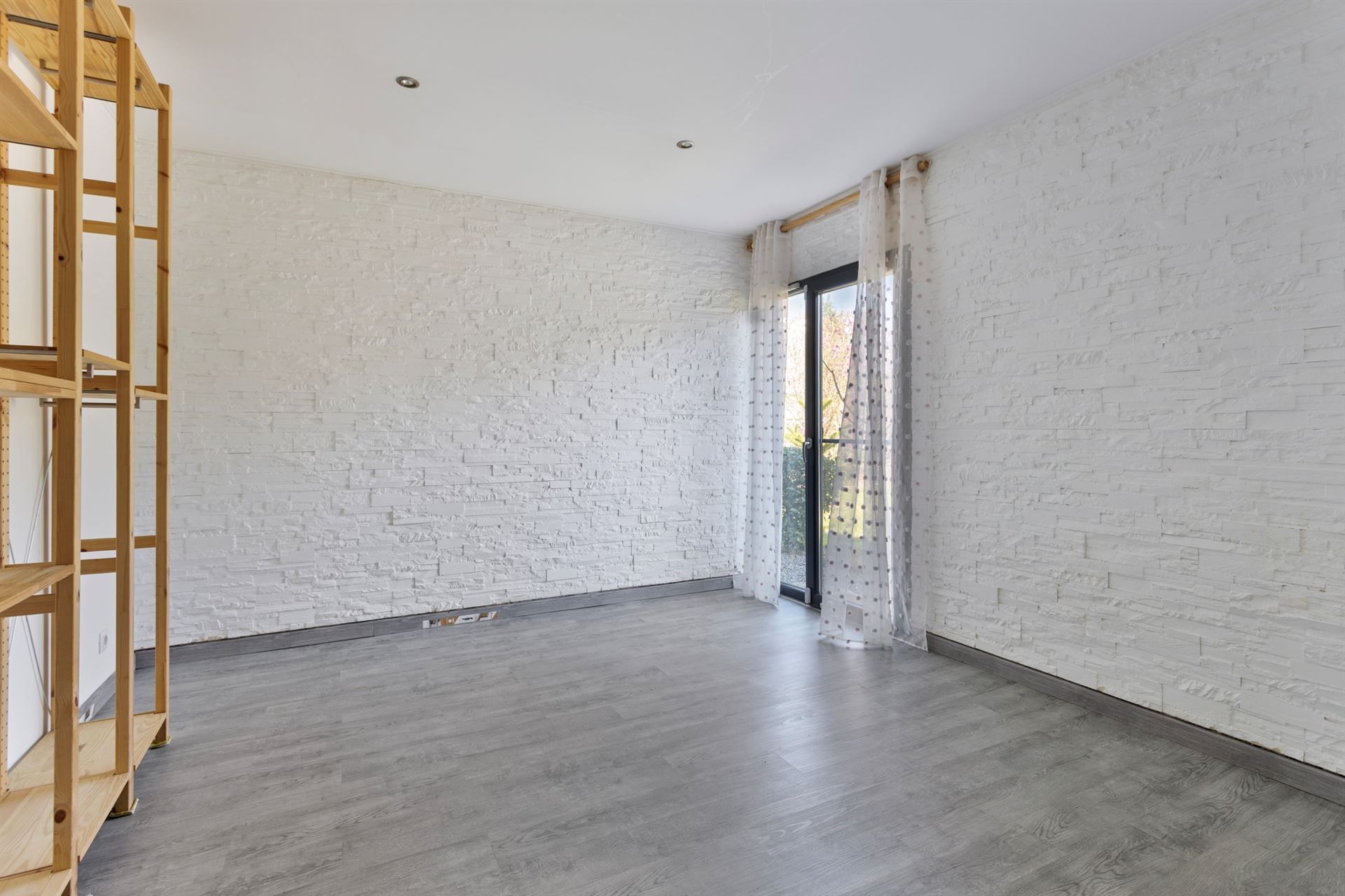 Charmante bungalow op een prachtig perceel in rustige wijk foto 19