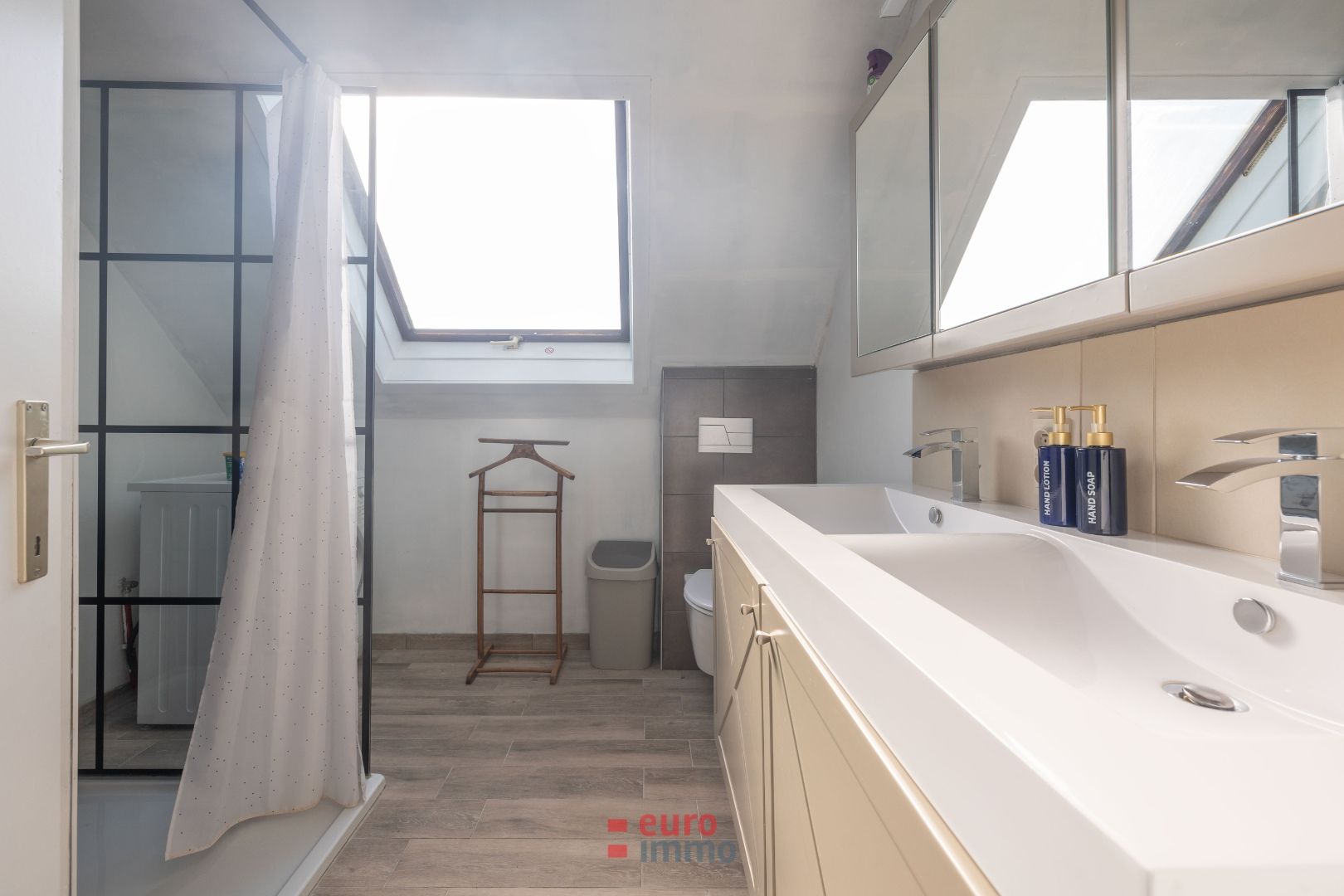 B&B met veel potentieel én bijhorende woning in het pittoreske Ramskapelle foto 38
