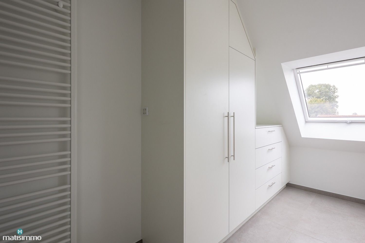 NIEUWBOUWDUPLEXAPPARTEMENT VOORZIEN VAN ALLE COMFORT MET DRIE SLAAPKAMERS TE MOPERTINGEN foto 21